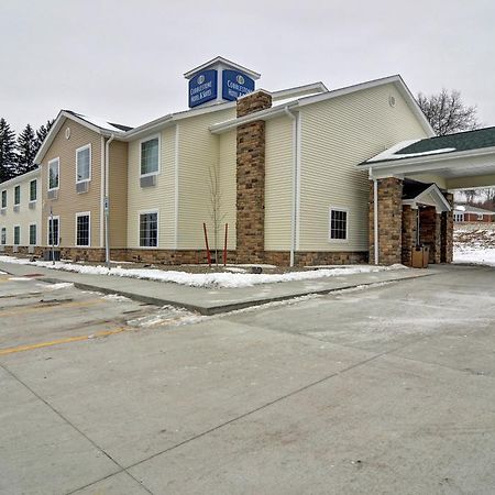 Cobblestone Hotel & Suites - Punxsutawney Esterno foto