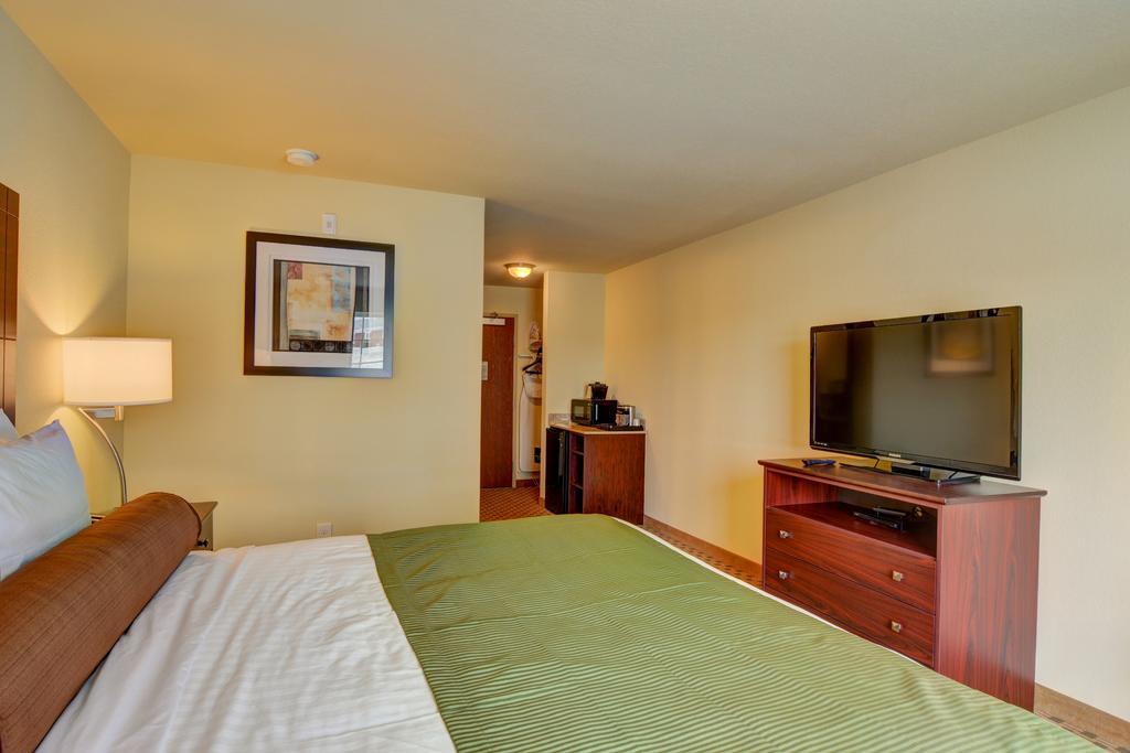 Cobblestone Hotel & Suites - Punxsutawney Esterno foto