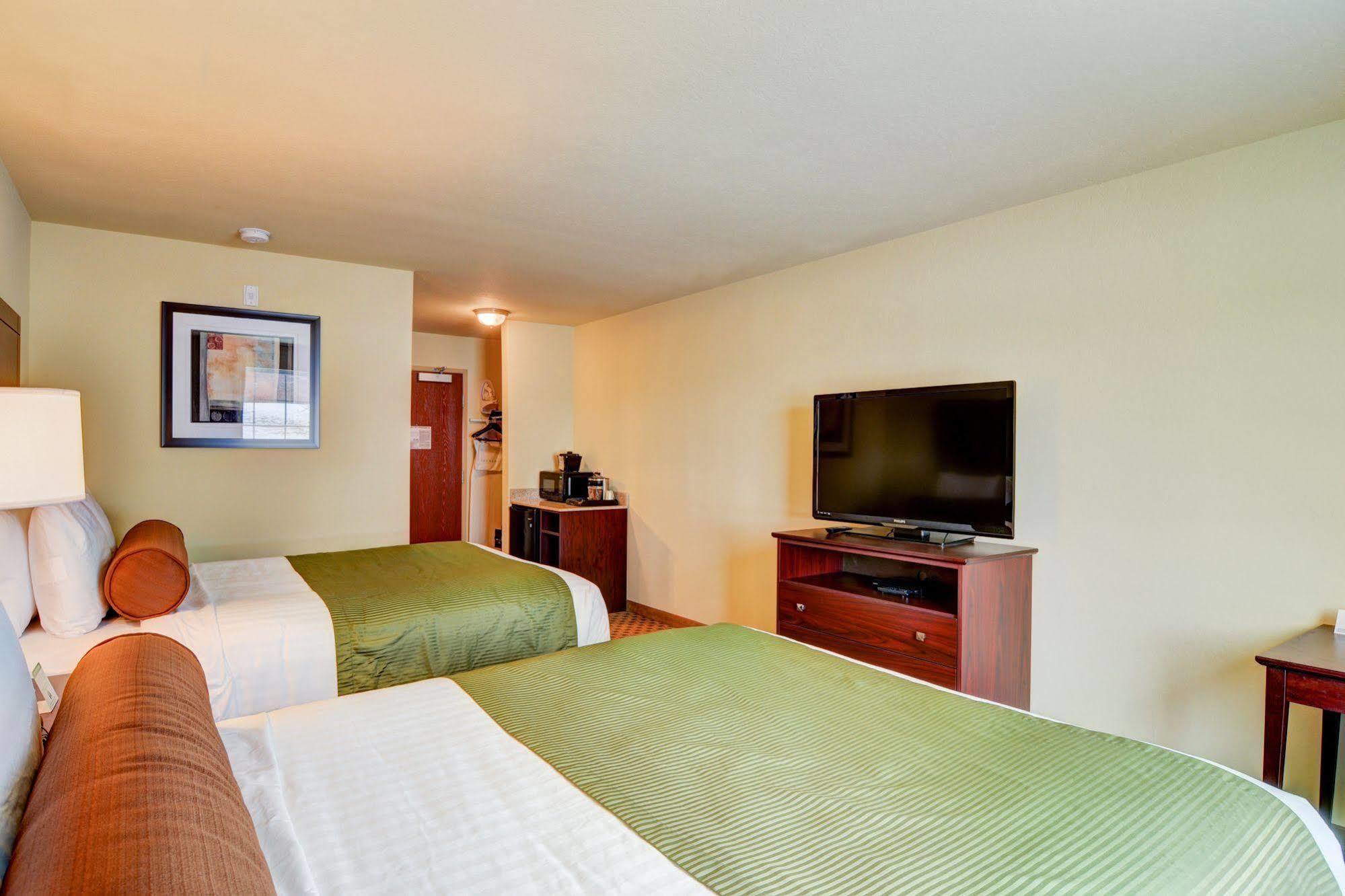 Cobblestone Hotel & Suites - Punxsutawney Esterno foto